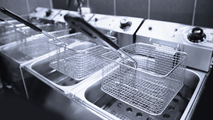 Deep Dive into Fryer Maintenance: Your UAE Kitchen’s Best Friend