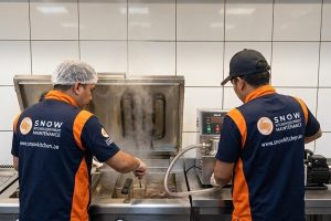 Fryer Maintenance Tips to Improve Performance and Safety