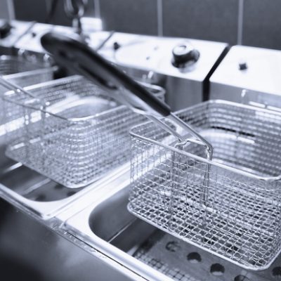 Deep Dive into Fryer Maintenance: Your UAE Kitchen’s Best Friend